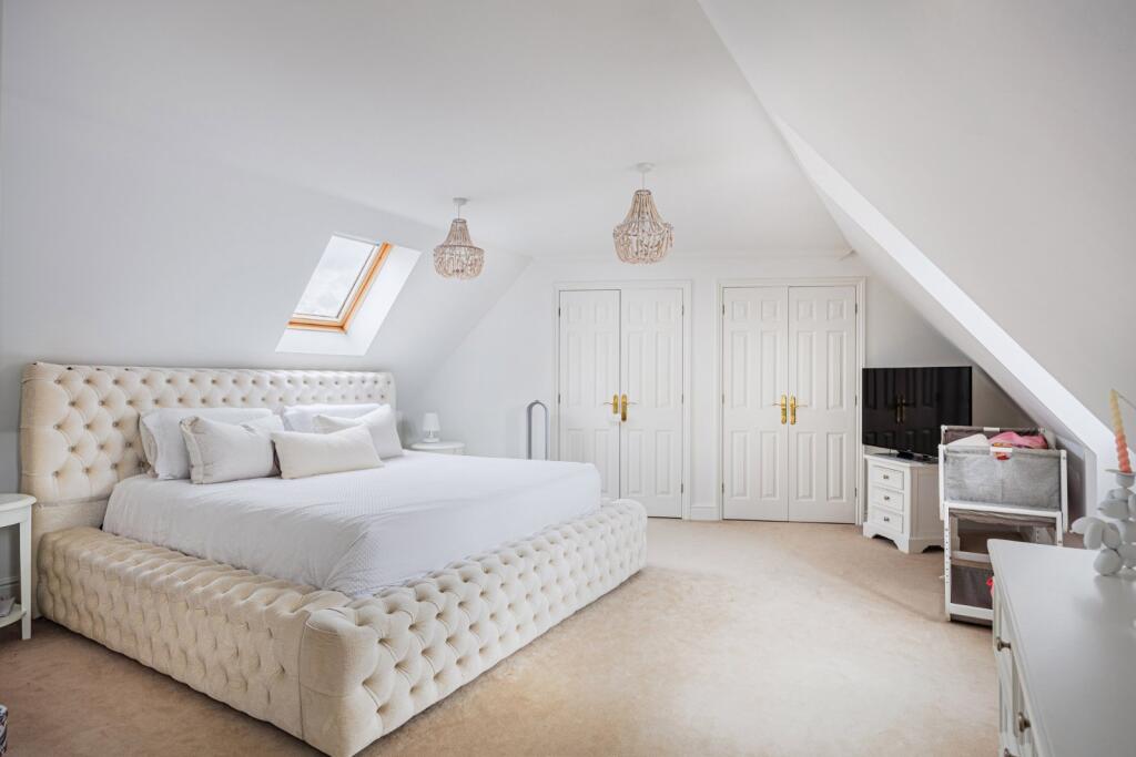 Additional property image - Armourers Close, Bishop's Stortford, Hertfordshire, CM23