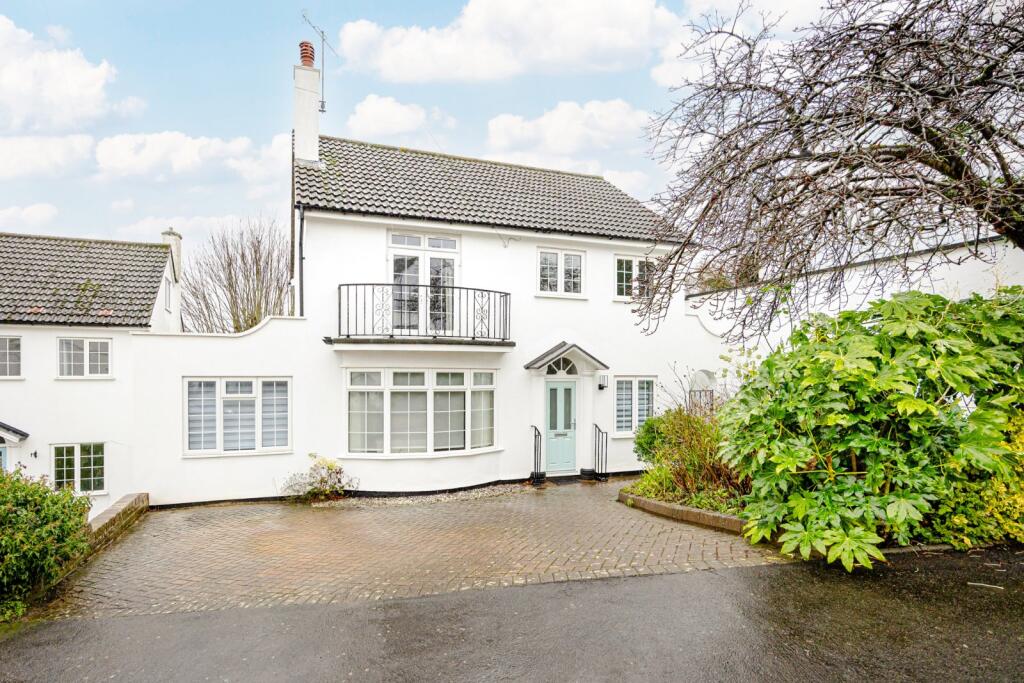 Main image of property: Regency Close, Bishop's Stortford, Hertfordshire, CM23