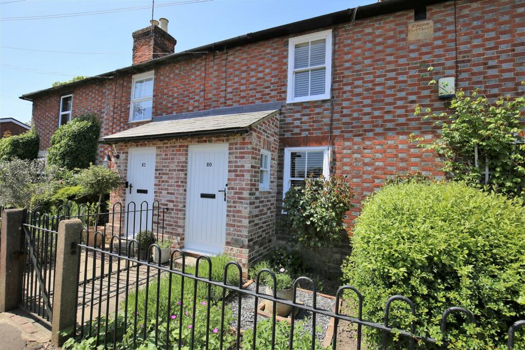 3 bedroom terraced house for sale in Church Street, Boughton Monchelsea