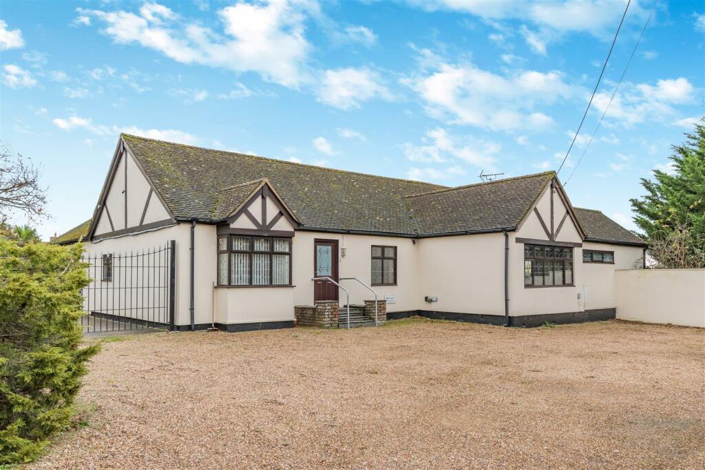 Main image of property: Headcorn Road, Sutton Valence, Maidstone