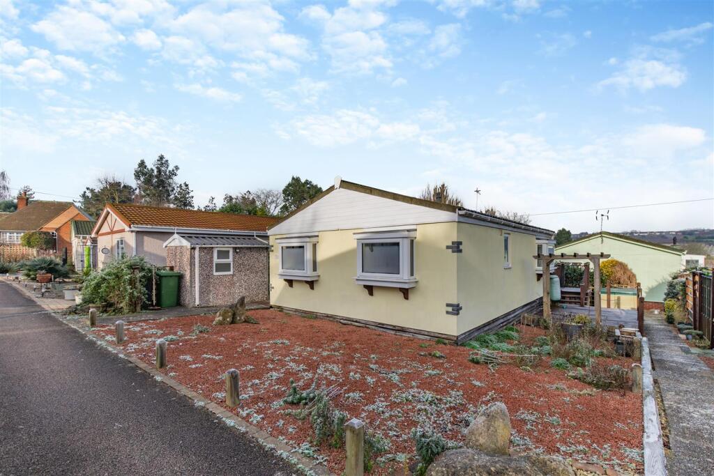 Main image of property: Hartridge Farm Mobilehome Park, Lower Road, East Farleigh