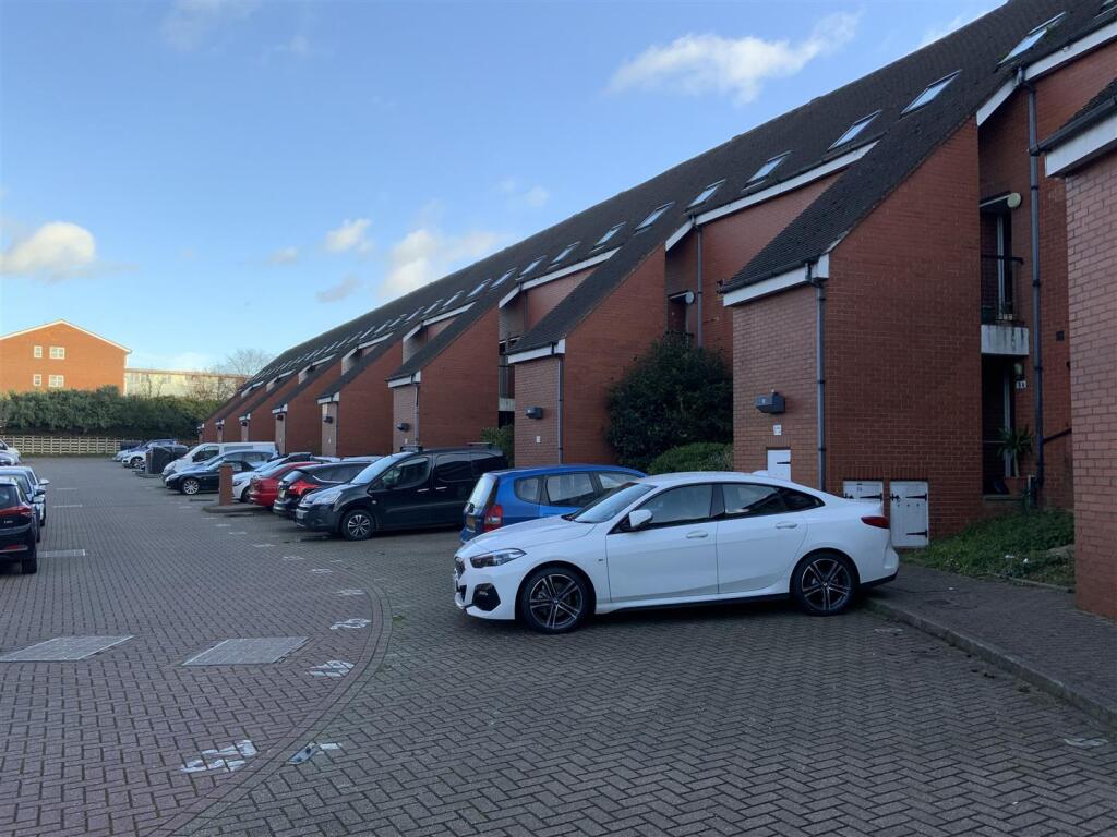 Main image of property: Netteswell Orchard, Harlow, Essex