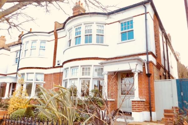 Main image of property: Lassa Road, London, SE9