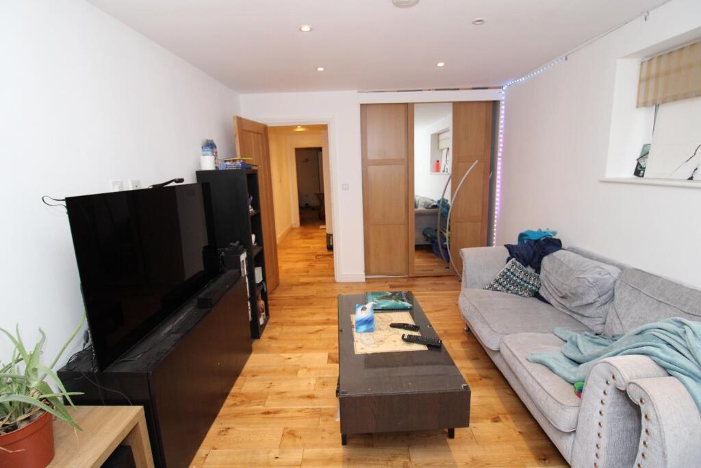 Additional property image - Robertson Road, Easton, Bristol, BS5 6JZ