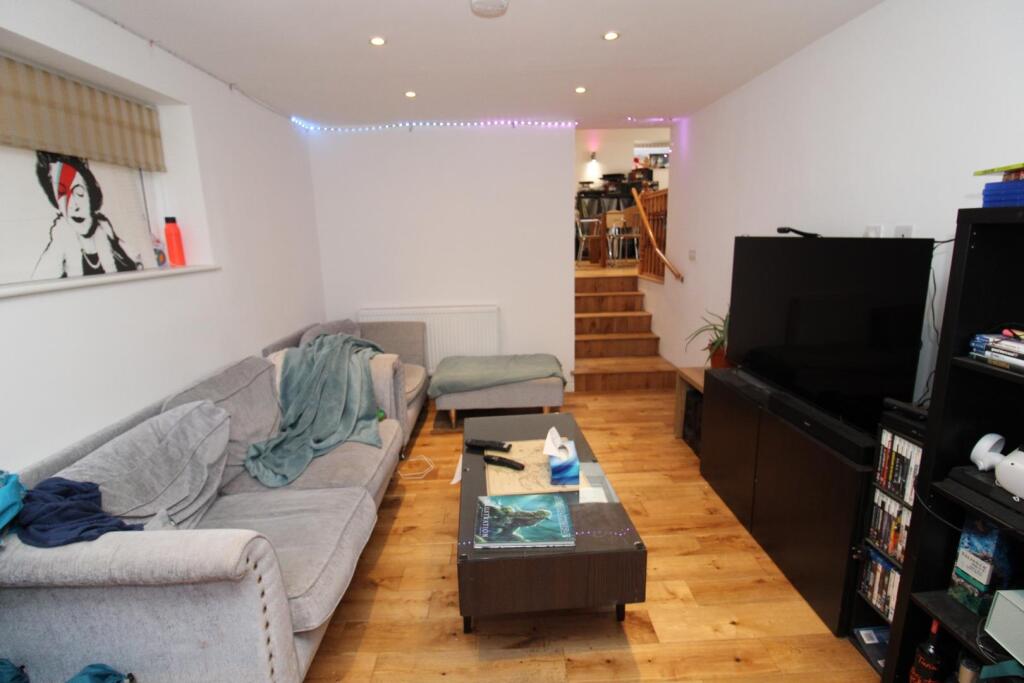 Additional property image - Robertson Road, Easton, Bristol, BS5 6JZ