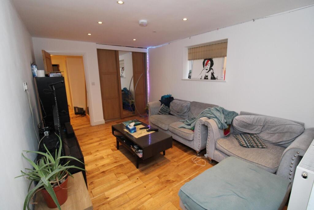 Additional property image - Robertson Road, Easton, Bristol, BS5 6JZ