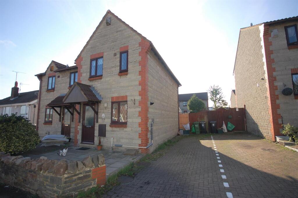 Main image of property: Chiphouse Road, Kingswood, Bristol, BS15 4TY