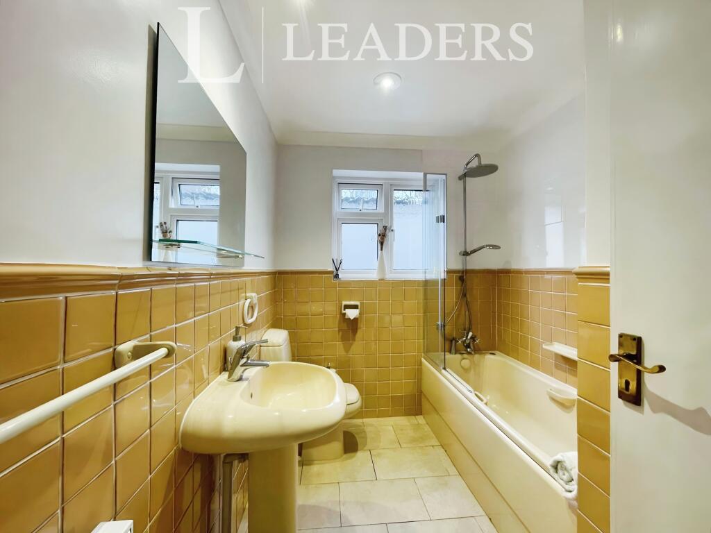 Additional property image - Wellington Road, Bournemouth