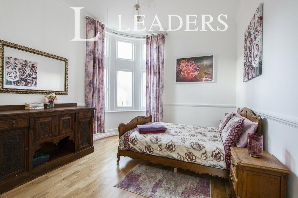 Additional property image - Dalkeith Steps, Bournemouth