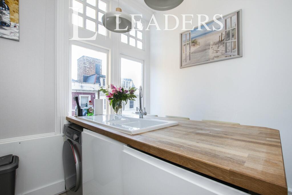 Additional property image - Dalkeith Steps, Bournemouth