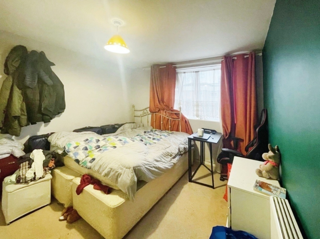 Additional property image - Elizabeth Court, Grove Road