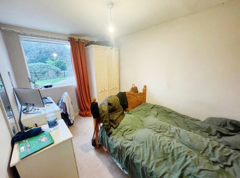 Additional property image - Elizabeth Court, Grove Road
