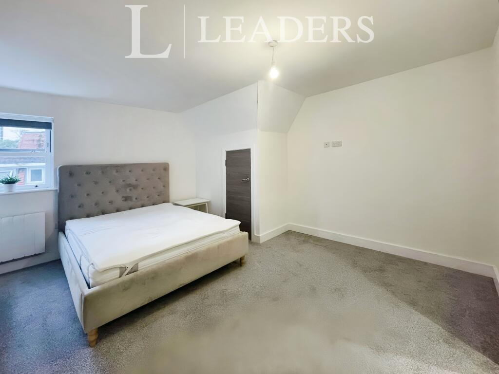 Additional property image - The Montague, Durley Road South