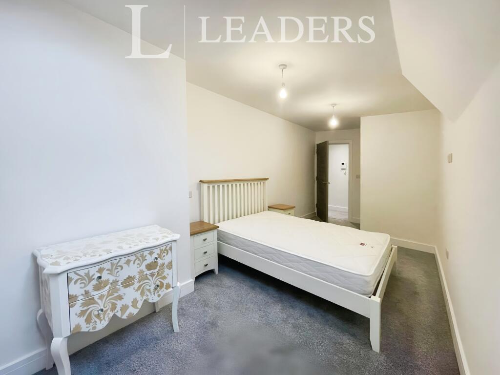 Additional property image - The Montague, Durley Road South