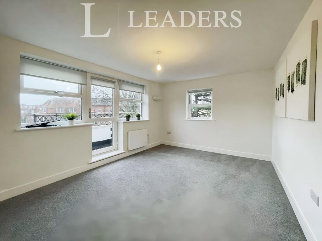 Additional property image - The Montague, Durley Road South