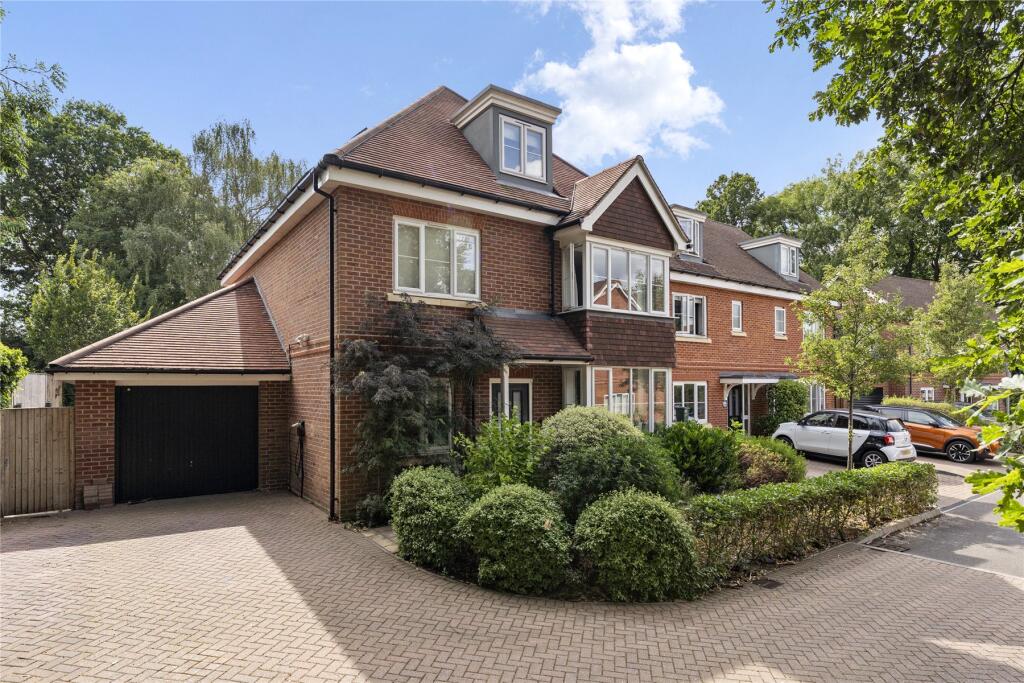 Main image of property: Lowther Close, Chertsey, Surrey, KT16