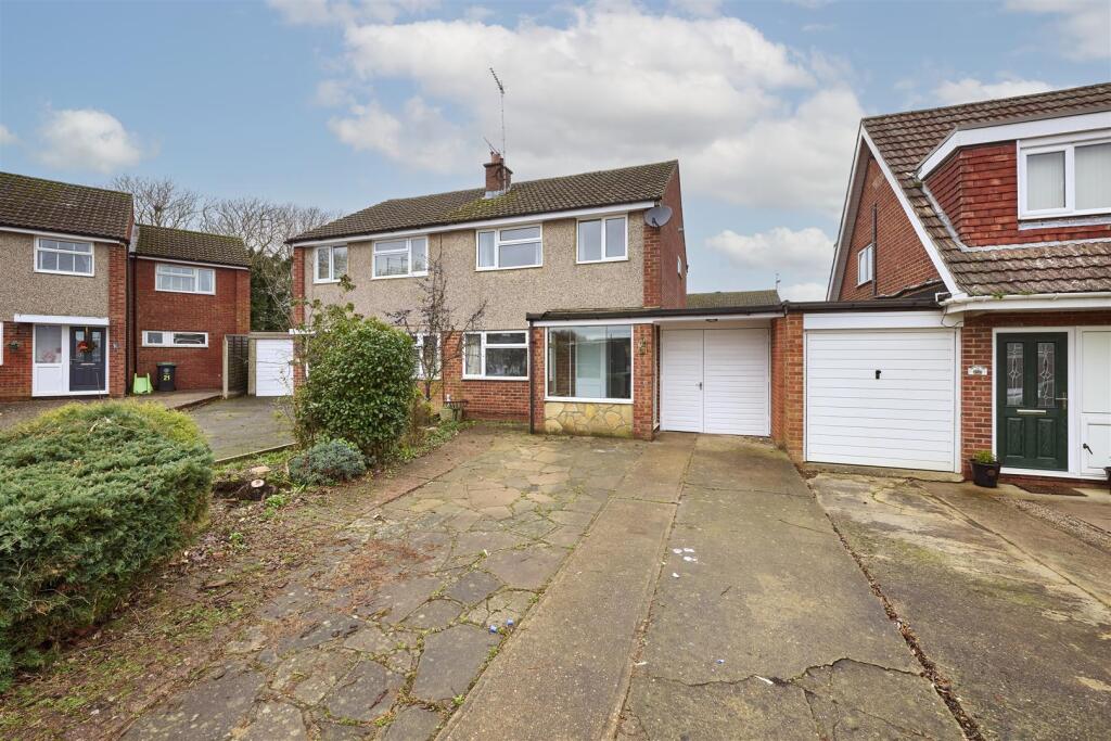 Main image of property: Bilsdon Close, Rushden