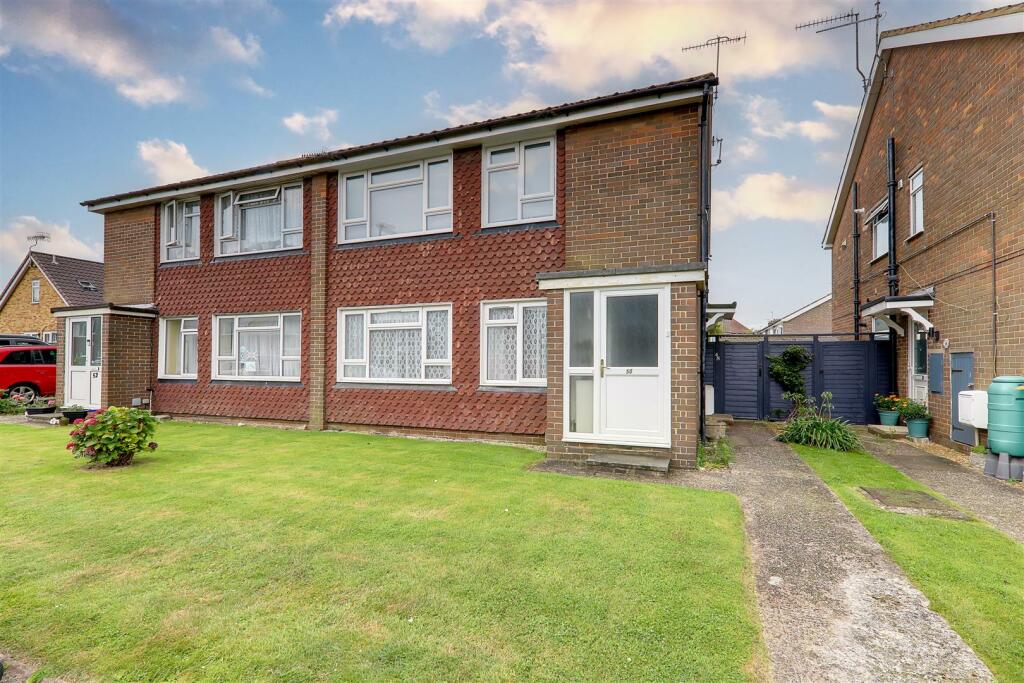 2 bedroom flat for sale in Ophir Road, Worthing, BN11