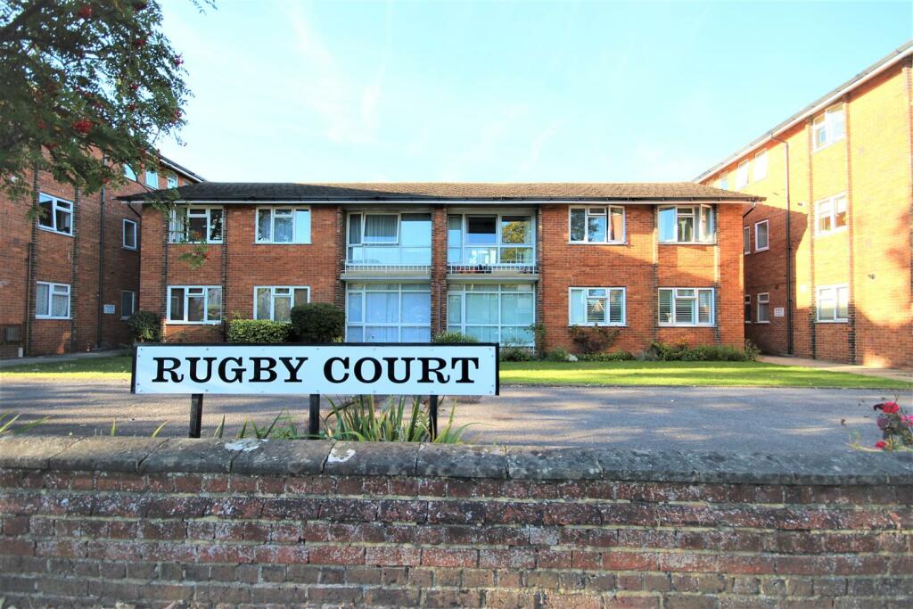 2 bedroom flat for sale in Rugby Road, Worthing, BN11