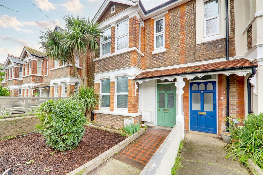 2 bedroom flat for sale in Browning Road, Worthing, BN11