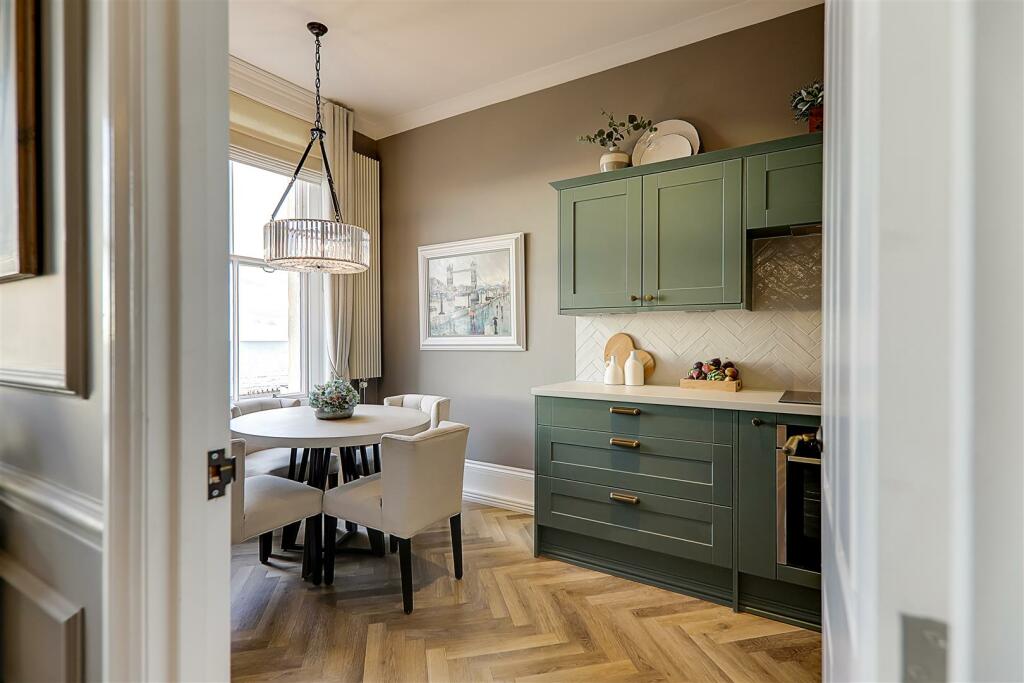 Additional property image - Heene Terrace, Worthing