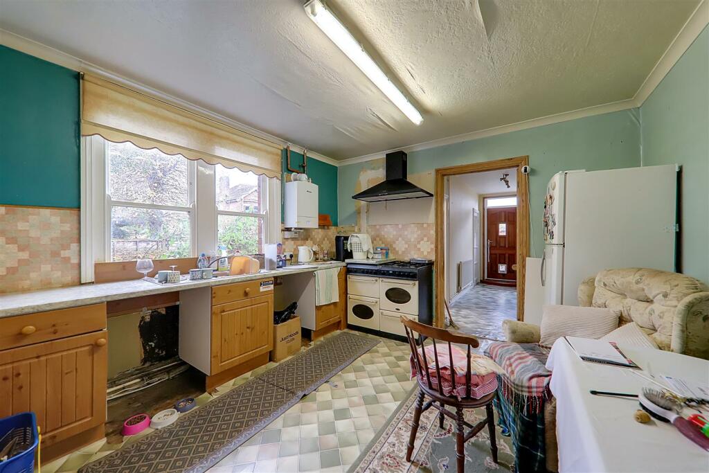 Additional property image - Heene Road, Worthing