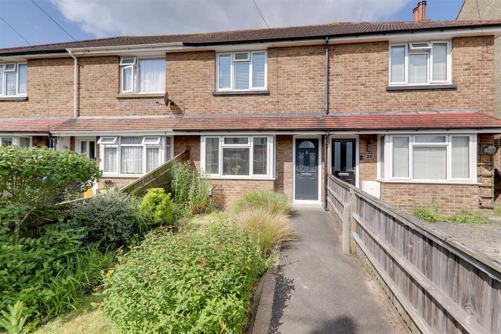 2 bedroom terraced house for sale in St. Andrews Road, Worthing, BN13