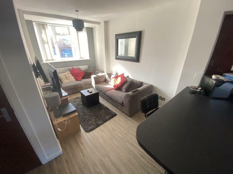 Additional property image - Southview Close, Southwick, Brighton