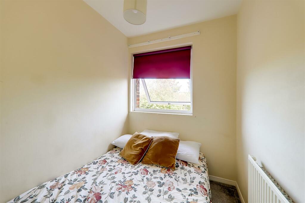 Additional property image - Barn Close, Worthing