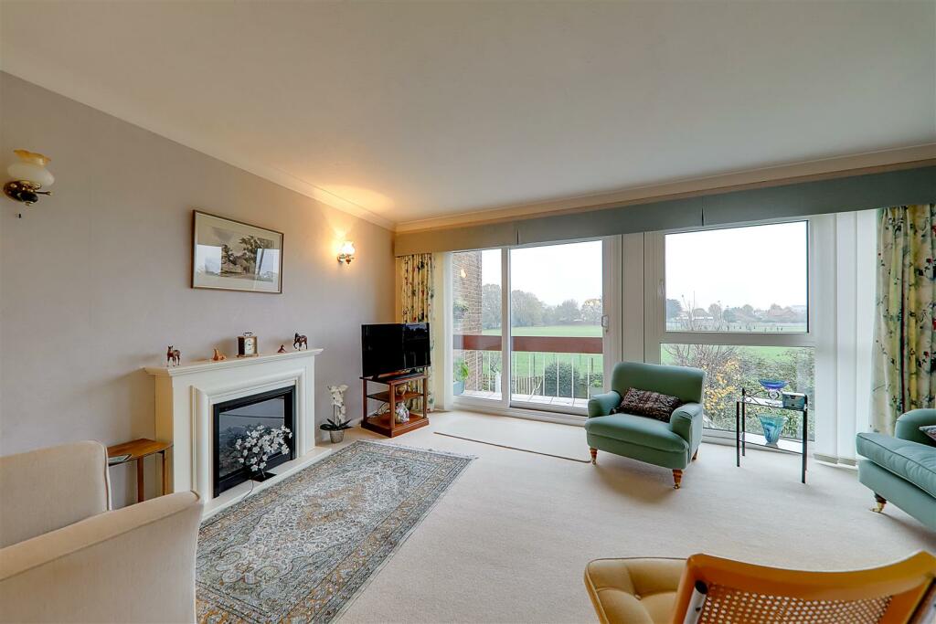 Additional property image - Sompting Avenue, Worthing