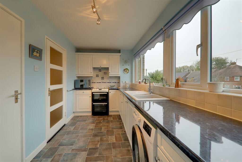 Additional property image - Sompting Avenue, Worthing