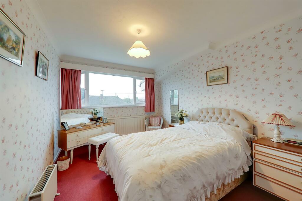 Additional property image - Sompting Avenue, Worthing