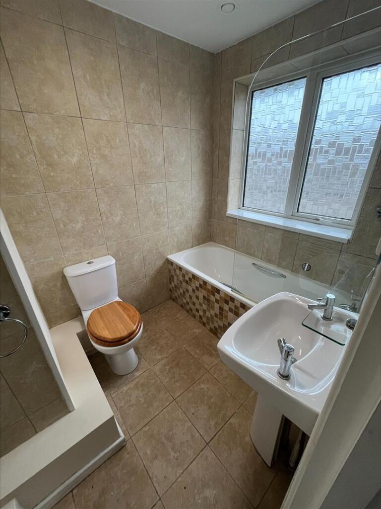Additional property image - Southview Close, Southwick, Brighton