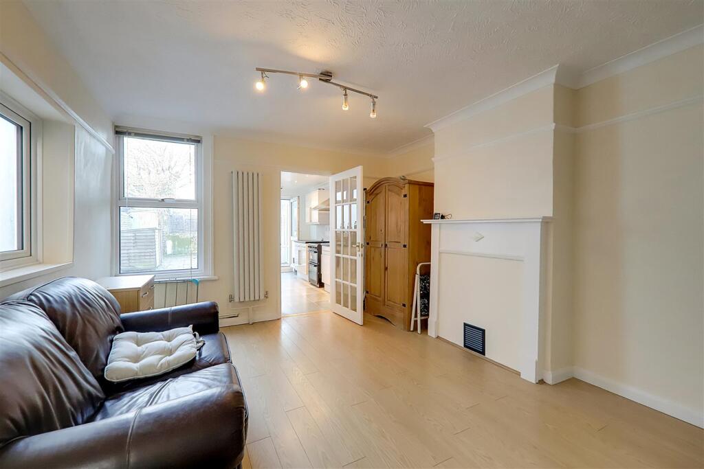 Additional property image - Thurlow Road, Worthing, BN11