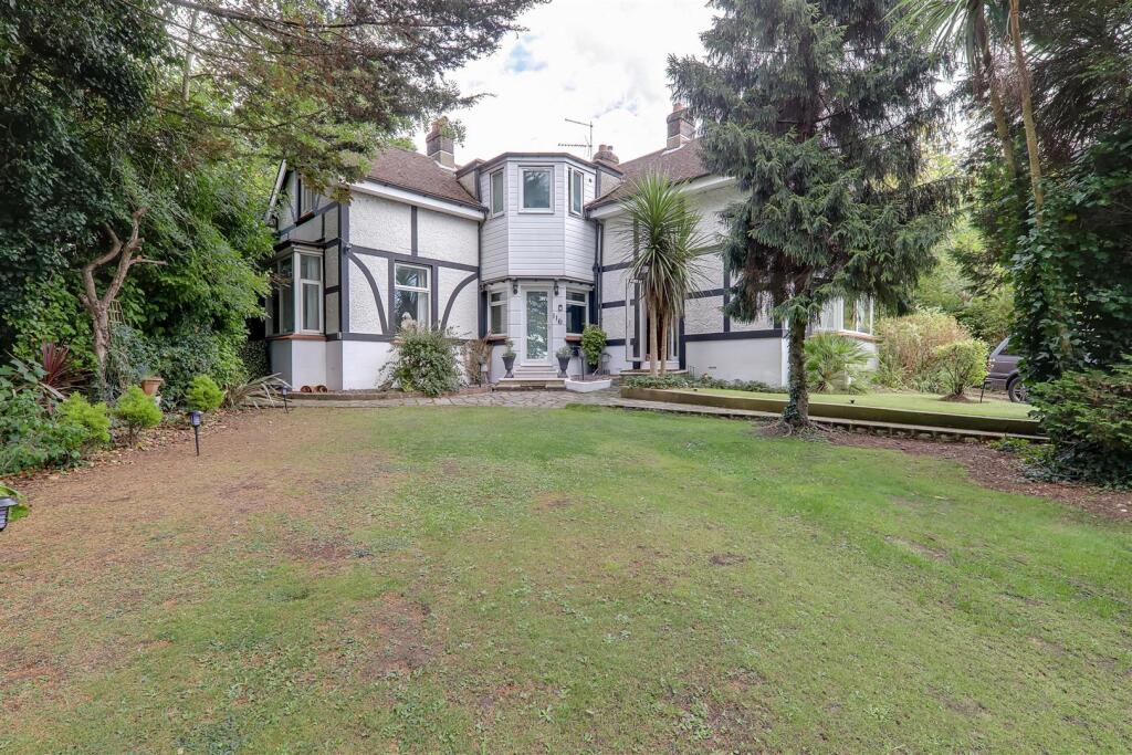 Main image of property: Warren Road, Offington, Worthing, BN14 9QX