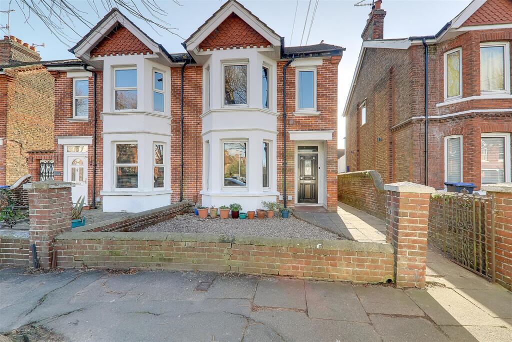 Main image of property: Kingsland Road, Worthing