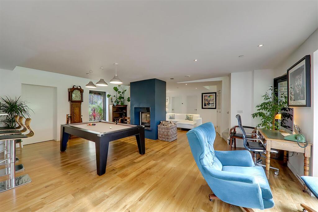 Additional image 5 of Honeysuckle Lane, Worthing