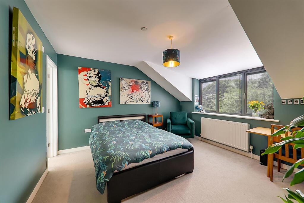 Additional image 33 of Honeysuckle Lane, Worthing