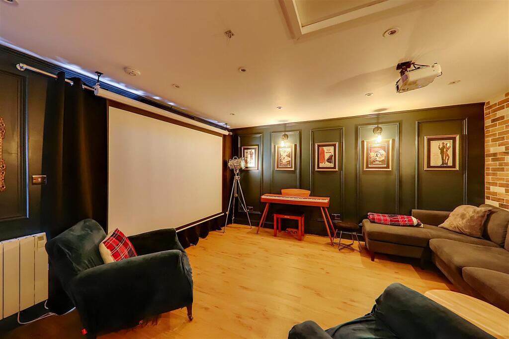 Additional image 38 of Honeysuckle Lane, Worthing