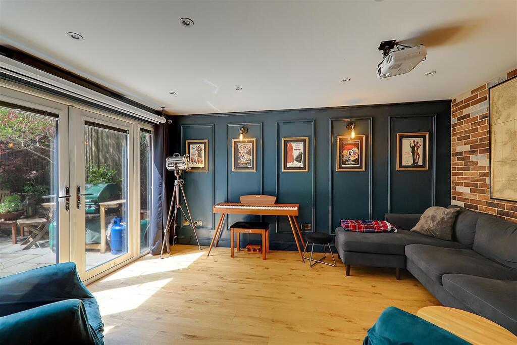 Additional image 39 of Honeysuckle Lane, Worthing