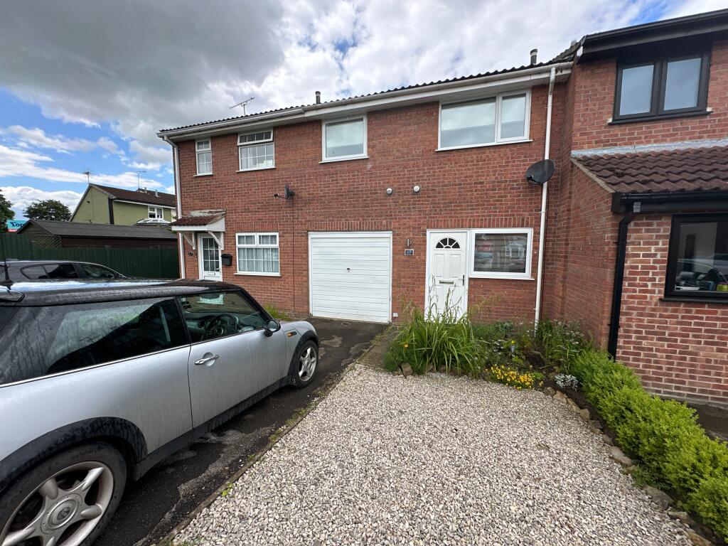 2 bedroom town house for sale in Appletree Road, Hatton, Derby, DE65