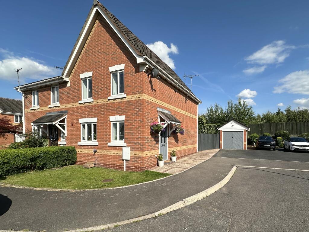 3 bedroom semidetached house for sale in Pine Close, Branston, Burton