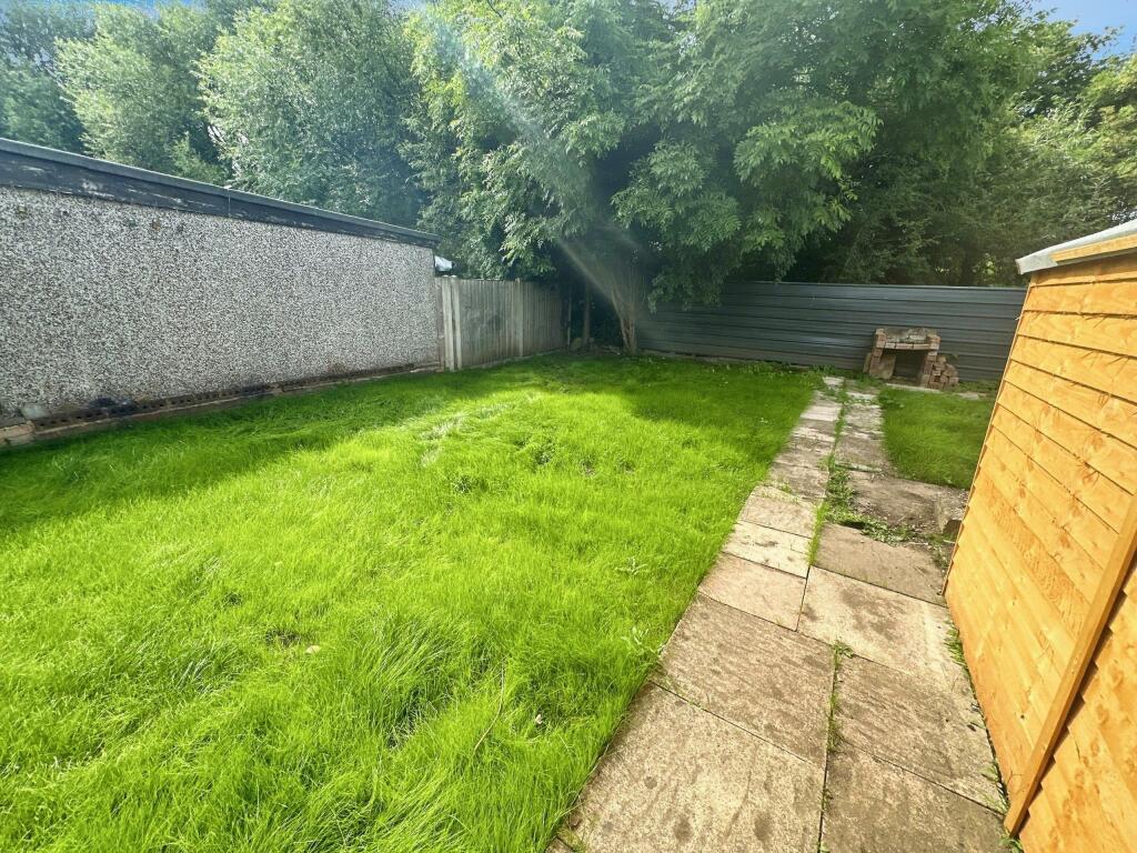 Additional property image - The Carousels, Burton-on-Trent, DE14