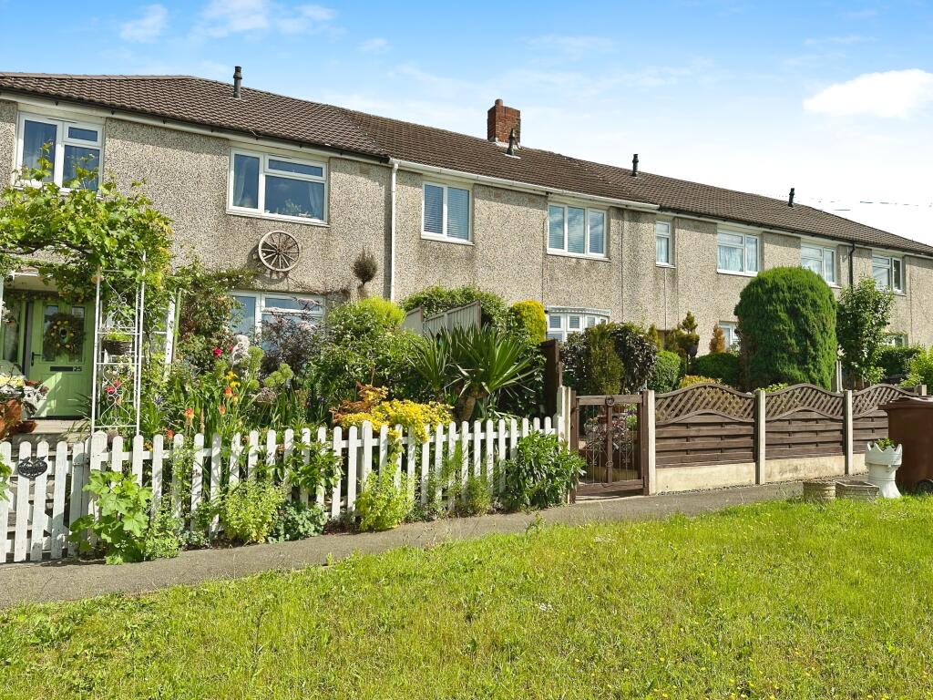 Main image of property: Edmonton Place, Winshill, Burton-on-Trent, DE15