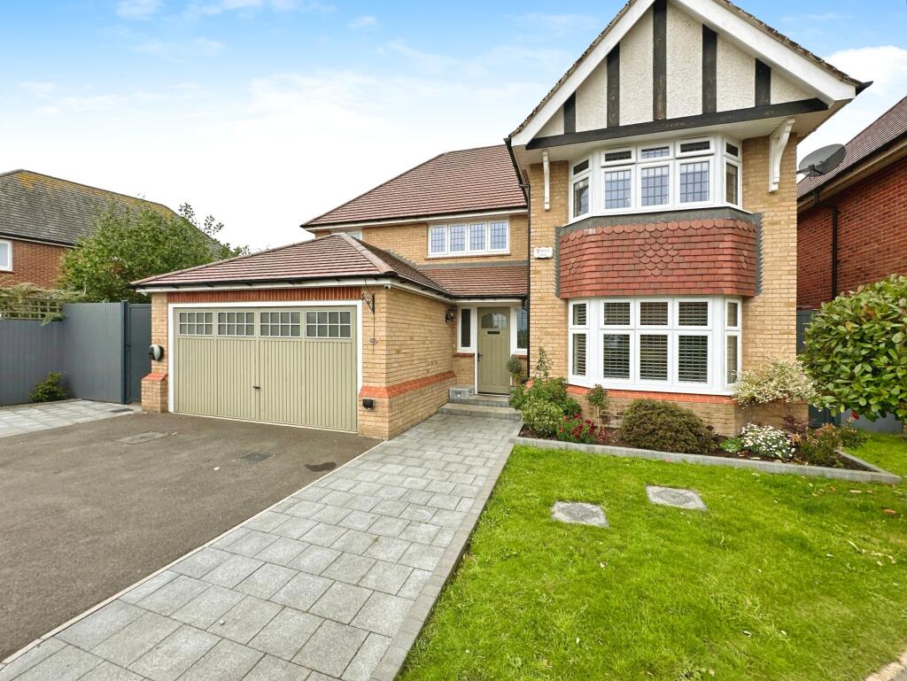 Main image of property: Castle Close, Stretton, Burton-on-Trent, DE13