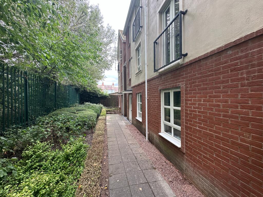 Main image of property: Heathlands Grange, Stapenhill, Burton-on-Trent, DE15