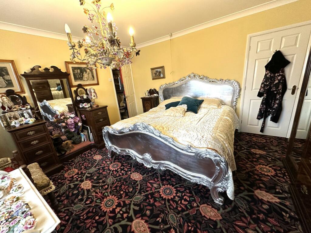 Additional property image - Burton Road, Swadlincote, Swadlincote, DE11