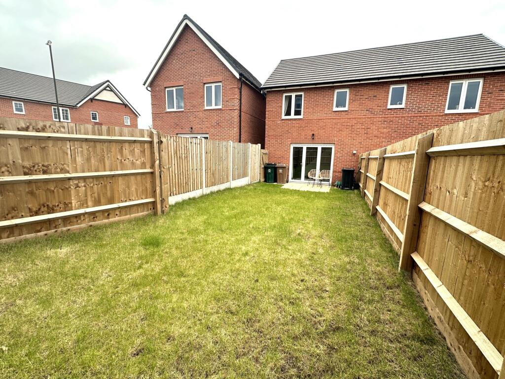 Additional property image - Marble Drive, Newhall, Swadlincote, DE11