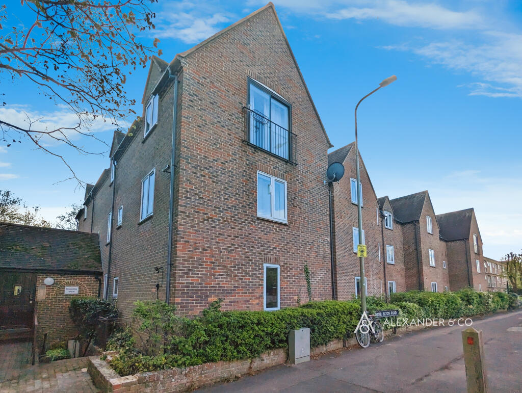 Main image of property: Water Eaton Road, Oxford, OX2