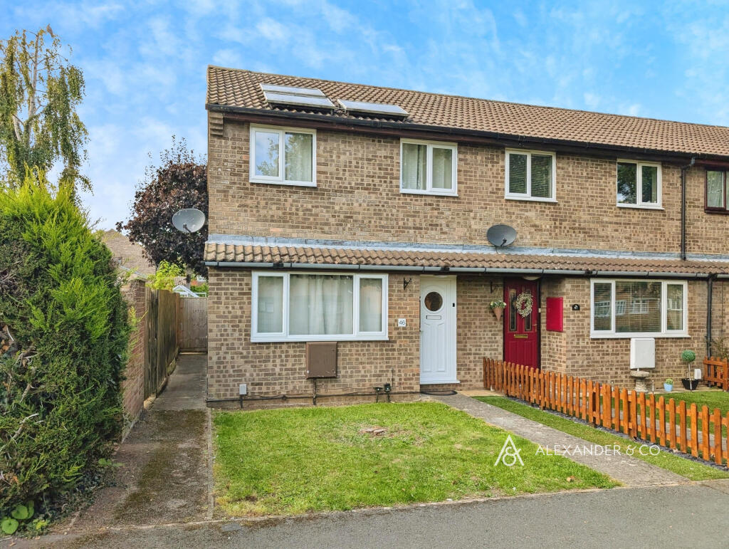 Main image of property: Wear Road, Bicester, OX26